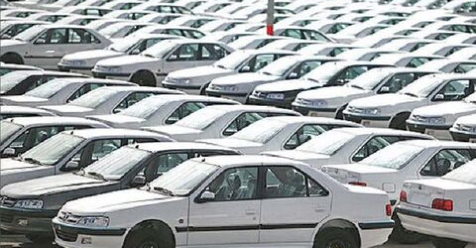 ثبات نسبی قیمت در بازار خودرو / قیمت خودرو امروز ۱۴ مهر ۱۴۰۰